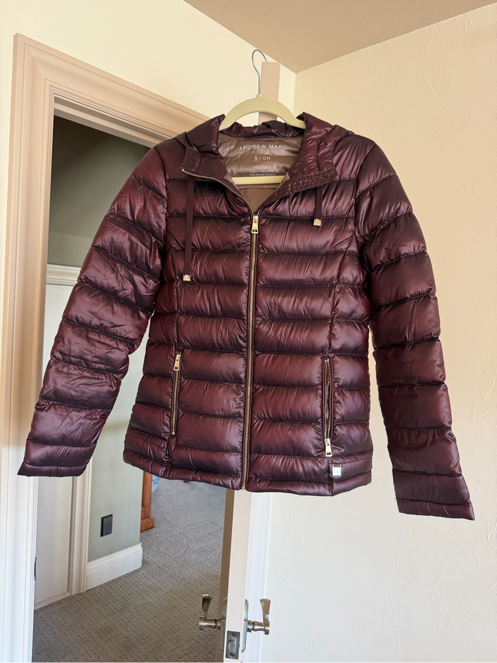 Andrew Marc Women's Metallic Deep Burgundy Quilted Packable Puffer Jacket
